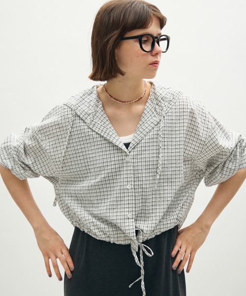 full/fill.(フルフィル)の「check hoodie short blouse / チェックフーディーショートブラウス(シャツ/ブラウス・レディース・ブラック/ホワイト・FREE)」の2枚目の写真