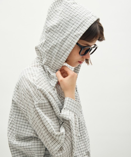 full/fill.(フルフィル)の「check hoodie short blouse / チェックフーディーショートブラウス(シャツ/ブラウス・レディース・ブラック/ホワイト・FREE)」の9枚目の写真