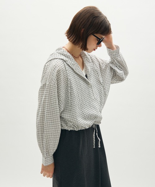 full/fill.(フルフィル)の「check hoodie short blouse / チェックフーディーショートブラウス(シャツ/ブラウス・レディース・ブラック/ホワイト・FREE)」の8枚目の写真