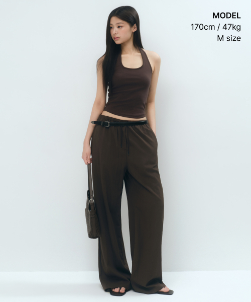 MUSINSA STANDARD WOMAN（ムシンサスタンダードウーマン）の「ウィメンズ RN ワイドバンディングパンツ [ダークブラウン]（その他パンツ・レディース・その他・X-SMALL/SMALL/MEDIUM/LARGE）」の2枚目の写真
