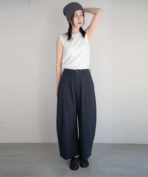 hwyl(ヒュイル)の「ミニドット柄 ワイドパンツ(その他パンツ・レディース・オフホワイト/ネイビー・FREE)」の15枚目の写真