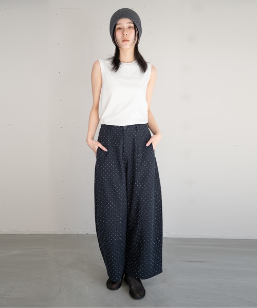 hwyl(ヒュイル)の「ミニドット柄 ワイドパンツ(その他パンツ・レディース・オフホワイト/ネイビー・FREE)」の16枚目の写真