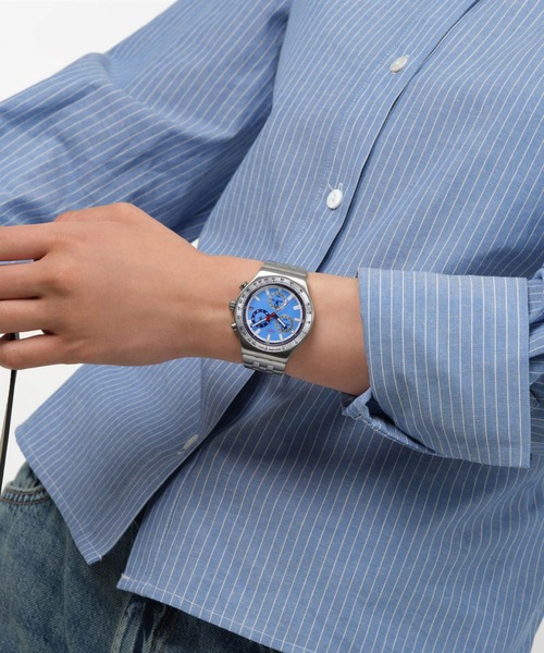 SWATCH(スウォッチ)の「MIDNIGHT IN THE MIRROR/MIDDAY IN THE MIRROR(アナログ腕時計・レディース・ブルー/ライトブルー・FREE)」の5枚目の写真
