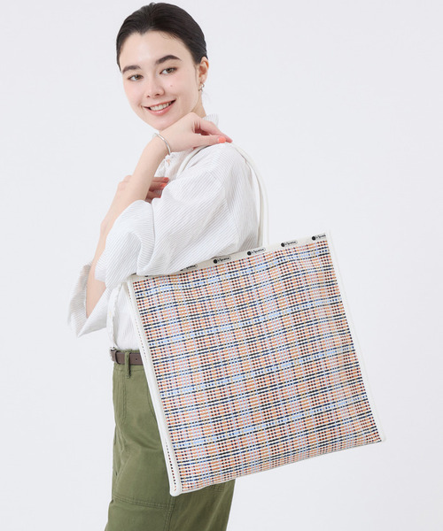LeSportsac(レスポートサック)の「WOVEN LG TOTE マルチメッシュサンド(トートバッグ・レディース・その他・FREE)」の1枚目の写真