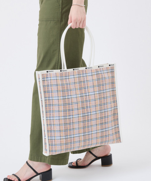 LeSportsac(レスポートサック)の「WOVEN LG TOTE マルチメッシュサンド(トートバッグ・レディース・その他・FREE)」の2枚目の写真