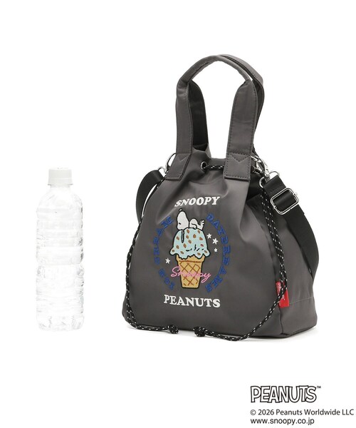 grove(グローブ)の「【PEANUTS】撥水巾着2WAYトート(トートバッグ・レディース・グレー/ダークグレー/ブラック・00)」の9枚目の写真