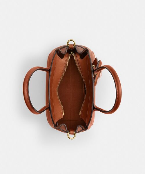 COACH（コーチ）の「【COACH | BRAIN DEAD】エンパイア キャリーオール バッグ 21・カチ マウス アンド チャーム（ショルダーバッグ・レディース・ブラウン系その他・ONE）」の7枚目の写真
