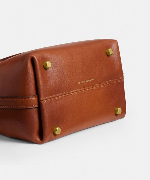 COACH（コーチ）の「【COACH | BRAIN DEAD】エンパイア キャリーオール バッグ 21・カチ マウス アンド チャーム（ショルダーバッグ・レディース・ブラウン系その他・ONE）」の8枚目の写真