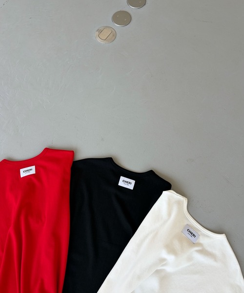 CHERI since1985(シェリ)の「オーバーサイズデイリーハグtee(Tシャツ/カットソー・レディース・レッド/ホワイト/ブラック・FREE)」の19枚目の写真