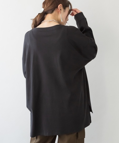 MARAI(マーライ)の「ドルマンスリーブテールカットロングカットソー(Tシャツ/カットソー・レディース・ブラック/グレイッシュベージュ/オフホワイト/ピンクベージュ・フリー)」の5枚目の写真