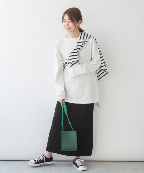 MARAI(マーライ)の「ドルマンスリーブテールカットロングカットソー(Tシャツ/カットソー・レディース・ブラック/グレイッシュベージュ/オフホワイト/ピンクベージュ・フリー)」の10枚目の写真