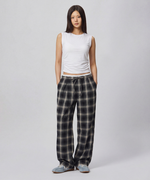 Verdnt（バーダント）の「チェックレイヤードワンタックワイドパンツ[ブラック]（その他パンツ・レディース・その他・SMALL/MEDIUM）」の4枚目の写真