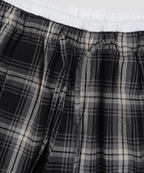 Verdnt（バーダント）の「チェックレイヤードワンタックワイドパンツ[ブラック]（その他パンツ・レディース・その他・SMALL/MEDIUM）」の8枚目の写真