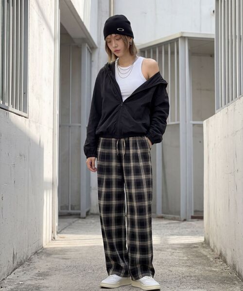 Verdnt（バーダント）の「チェックレイヤードワンタックワイドパンツ[ブラック]（その他パンツ・レディース・その他・SMALL/MEDIUM）」の17枚目の写真