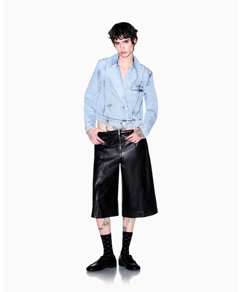 ARMANI EXCHANGE(アルマーニエクスチェンジ)の「【A|X アルマーニ エクスチェンジ】リジッドデニム ダブルブレストジャケット(デニムジャケット・レディース・インディゴブルー・0/6/4/2)」の4枚目の写真