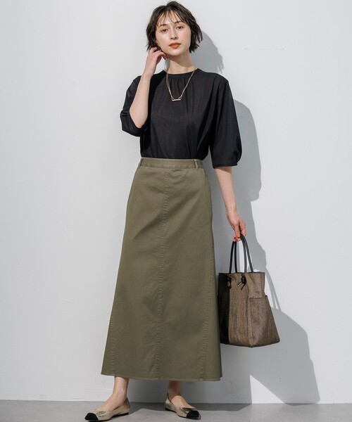 23区 S(ニジュウサンクチイサイサイズ)の「クリアトリコットジャージー 2WAY ブラウス(シャツ/ブラウス・レディース・ブラック系/ダークグリーン系/ダークブラウン系/ベージュ系・32)」の15枚目の写真