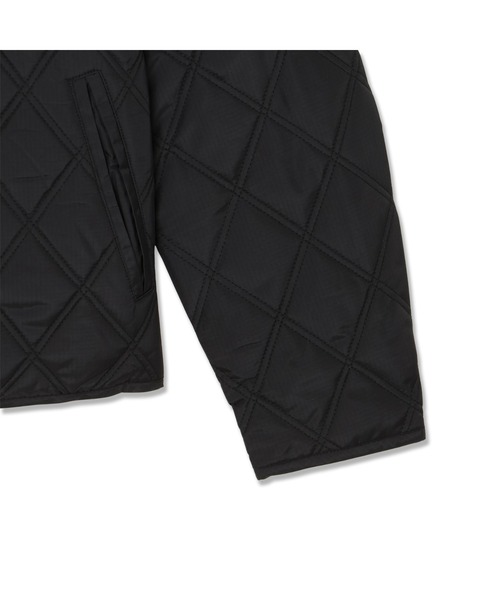 GUESS JEANS（ゲスジーンズ）の「GUESS JEANS Quilted Nylon Hoodie ジャケット キルティングジャケット（その他アウター・メンズ・ブラック/カーキ・SMALL/MEDIUM/LARGE/X-LARGE/XX-LARGE）」の7枚目の写真