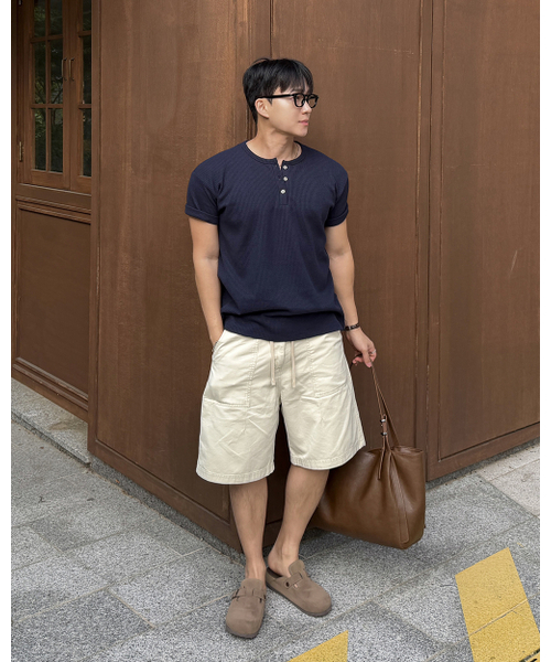 OWSA(オウサ)の「ワッフルヘンリーネック半袖Tシャツ3カラー(Tシャツ/カットソー・メンズ・ブラック/ネイビー/カーキ・X-LARGE/LARGE/MEDIUM)」の4枚目の写真
