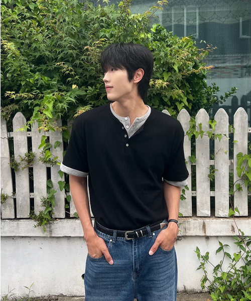 OWSA(オウサ)の「ワッフルヘンリーネック半袖Tシャツ3カラー(Tシャツ/カットソー・メンズ・ブラック/ネイビー/カーキ・X-LARGE/LARGE/MEDIUM)」の5枚目の写真