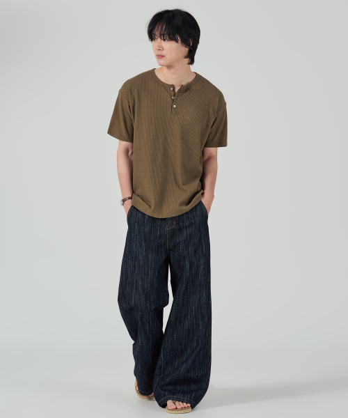 OWSA(オウサ)の「ワッフルヘンリーネック半袖Tシャツ3カラー(Tシャツ/カットソー・メンズ・ブラック/ネイビー/カーキ・X-LARGE/LARGE/MEDIUM)」の8枚目の写真