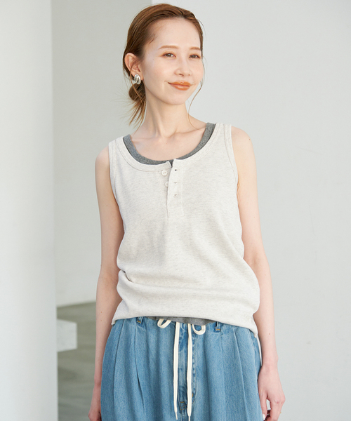 SLOBE IENA(スローブイエナ)の「FAITH/フェイス SLOBE別注 サーマルタンク(タンクトップ・レディース・サックスブルー/ピンク/ブラック系その他/ライトグレー・FREE)」の6枚目の写真