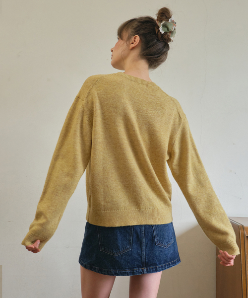 OURNOSTALGIA(アワー ノスタルジア)の「Lover logo mix knit_Mustard(OC25-KN12)(ニット/セーター・レディース・Mustard・FREE)」の3枚目の写真