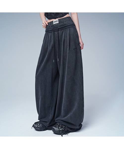 AVANDRESS(アバンドレス )の「88ダブルタックリラックスセギパンツ_3COL(スウェットパンツ・レディース・ブラックミックス/ブラック/ライトホワイト・LARGE/X-LARGE)」の3枚目の写真
