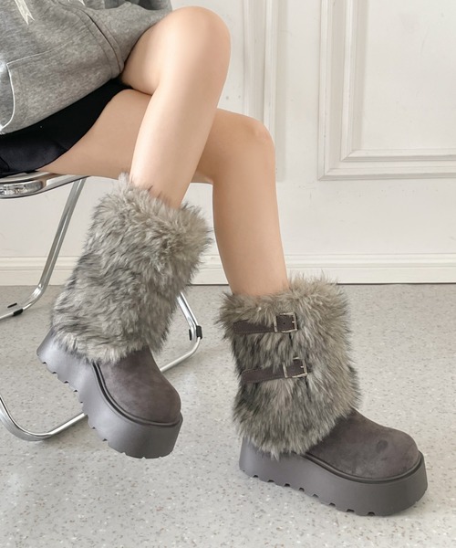 Shoes in Closet(シューズインクローゼット)の「厚底 プラットフォーム ダブルベルト ボリューム ボア ムートン ブーツ 849WB(ブーツ・レディース・アイボリー/グレー・L/LL/M/S)」の19枚目の写真
