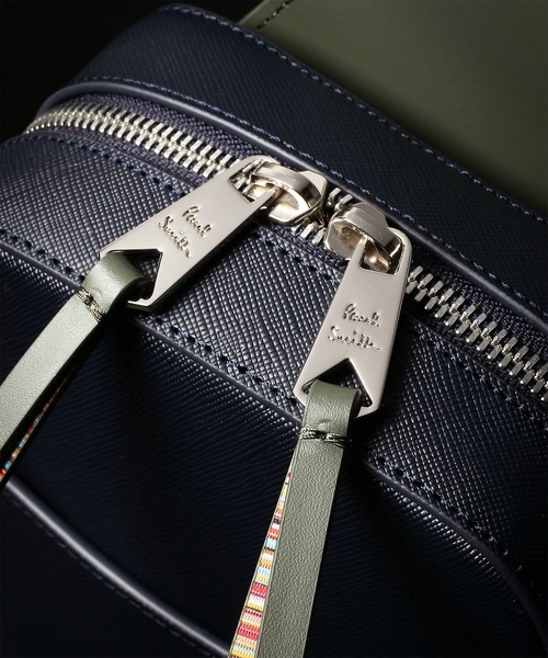 Paul Smith（ポールスミス）の「シグネチャーストライププラー ボディバッグ【553404 N074B】（ボディバッグ/ウエストポーチ・メンズ・ネイビー/ブラック・FREE）」の3枚目の写真