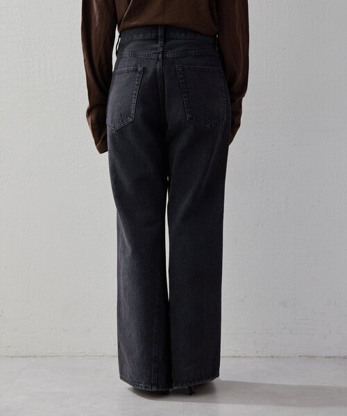 UNFORM(アンフォーム)の「【2026AW Debut】【UNFORM】セミフレアデニムパンツ(デニムパンツ・レディース・インディゴブルー/ブラック・MEDIUM/SMALL)」の11枚目の写真
