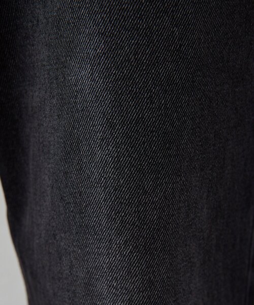 UNFORM(アンフォーム)の「【2026AW Debut】【UNFORM】セミフレアデニムパンツ(デニムパンツ・レディース・インディゴブルー/ブラック・MEDIUM/SMALL)」の16枚目の写真