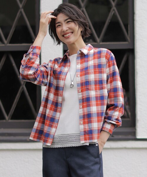 J.PRESS(ジェイプレス)の「コットン 起毛 タータンチェック シャツ(シャツ/ブラウス・レディース・ネイビー系3/レッド系3/アイボリー系3・9/11)」の3枚目の写真