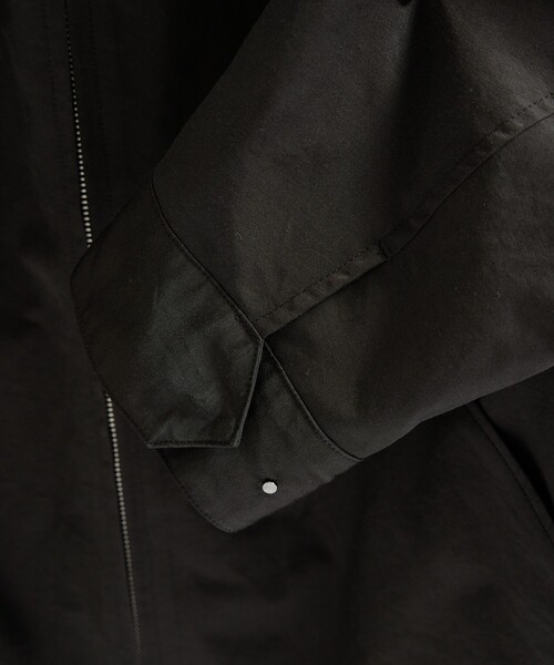ABAHOUSE（アバハウス）の「COTTON NYLON ダブルジップブルゾン / オーバーサイズ（ブルゾン・メンズ・ブラック/ブラウン・46/48）」の14枚目の写真