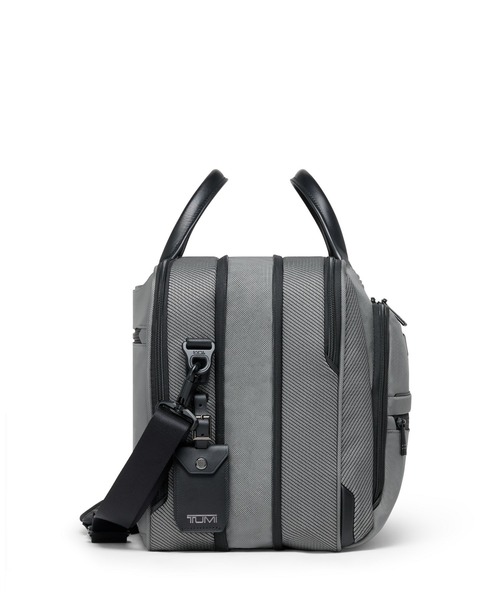 TUMI(トゥミ)の「TUMI ALPHA(アルファ) ミディアム・15インチ・エクスパンダブル・ブリーフケース(A4/PC15インチまで対応)(ビジネスバッグ・メンズ・シルバーグレー・FREE)」の11枚目の写真