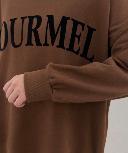 LOUNGEDRESS（ラウンジドレス）の「《WEB限定/再登場/累計販売数2.5万枚》2WAYロゴプルオーバー（スウェット・レディース・ブラウン/カーキ/グリーン・FREE）」の21枚目の写真