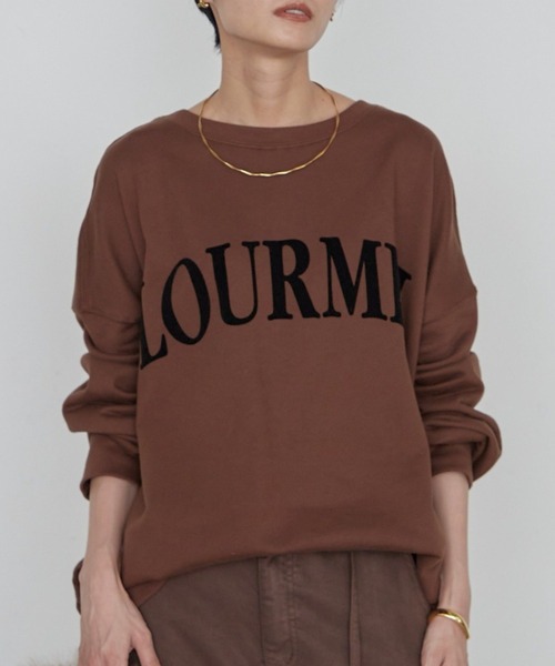 LOUNGEDRESS（ラウンジドレス）の「《WEB限定/再登場/累計販売数2.5万枚》2WAYロゴプルオーバー（スウェット・レディース・ブラウン/カーキ/グリーン・FREE）」の2枚目の写真