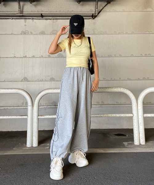 non-hedge(ノンヘッジ)の「サイドロゴ刺繍スウェットワイドパンツ(スウェットパンツ・レディース・グレー/ブラック/オフホワイト・FREE)」の13枚目の写真