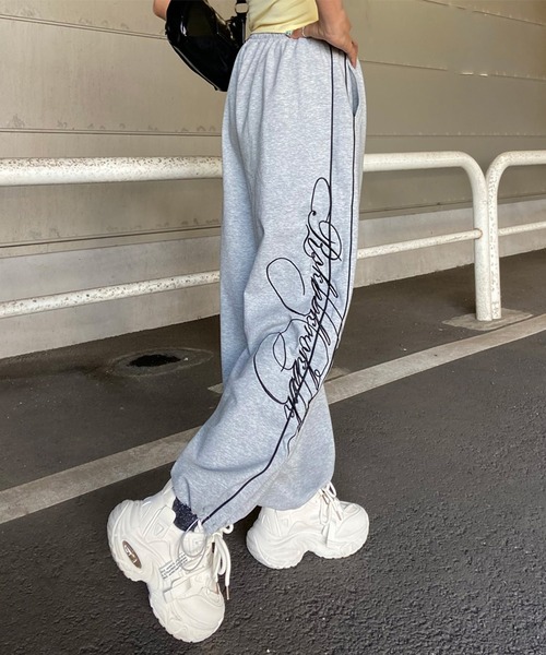 non-hedge(ノンヘッジ)の「サイドロゴ刺繍スウェットワイドパンツ(スウェットパンツ・レディース・グレー/ブラック/オフホワイト・FREE)」の22枚目の写真