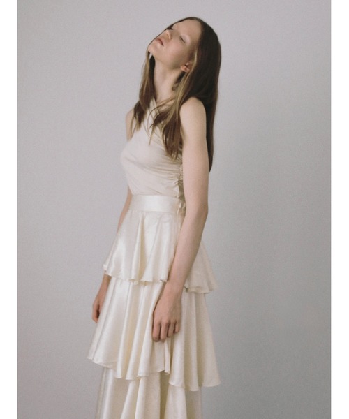 celon（セロン）の「satin frilly tiered long skirt（スカート・レディース・アイボリー/ブラック・FREE）」の5枚目の写真