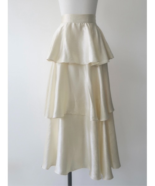 celon（セロン）の「satin frilly tiered long skirt（スカート・レディース・アイボリー/ブラック・FREE）」の12枚目の写真