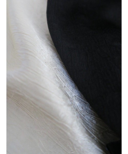 celon（セロン）の「satin frilly tiered long skirt（スカート・レディース・アイボリー/ブラック・FREE）」の16枚目の写真
