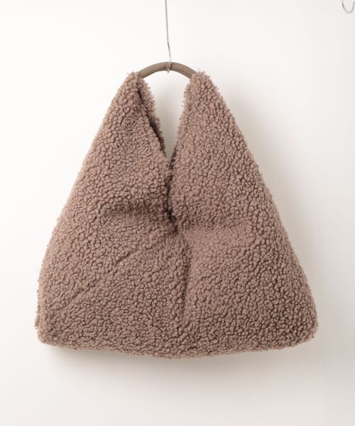 andrea cardone(アンドレアカルドネ)の「TEDDYショルダーバッグ《ANDREA CARDONE/アンドレアカルドネ》(ショルダーバッグ・レディース・ベージュ・フリー)」の2枚目の写真