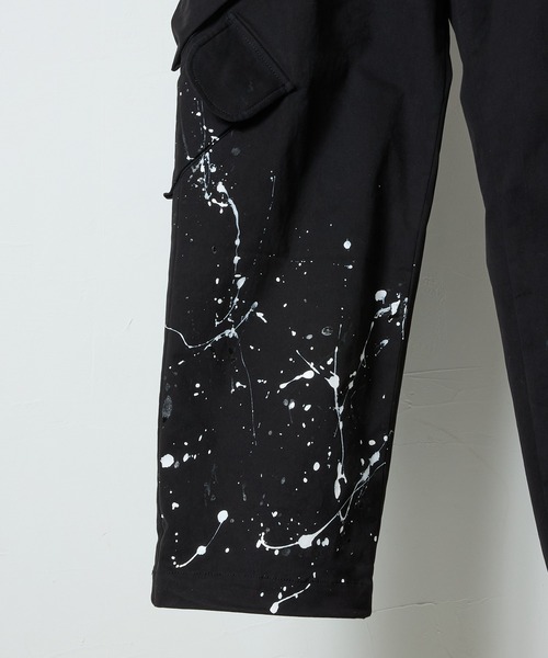 NUMBER (N)INE(ナンバーナイン)の「HAND PAINTED MULTI POCKET CARGO PANTS / ハンドペイント マルチ ポケット バックル ベルト ウエストゴム カーゴパンツ(カーゴパンツ・メンズ・ブラック/オリーブ・2/3/4)」の5枚目の写真