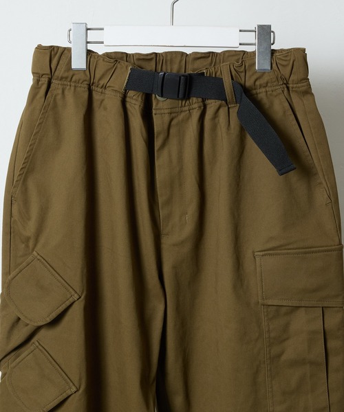 NUMBER (N)INE(ナンバーナイン)の「HAND PAINTED MULTI POCKET CARGO PANTS / ハンドペイント マルチ ポケット バックル ベルト ウエストゴム カーゴパンツ(カーゴパンツ・メンズ・ブラック/オリーブ・2/3/4)」の12枚目の写真