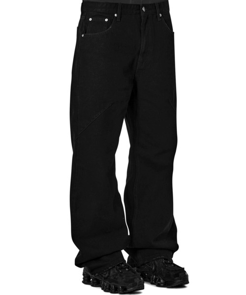 Openyard(オープンヤード)の「『Openyard/オープンヤード』DART WASHED FLARE PANTS/ダートウォッシュドフレアパンツ(その他パンツ・メンズ・ブラック・M/S/L)」の3枚目の写真