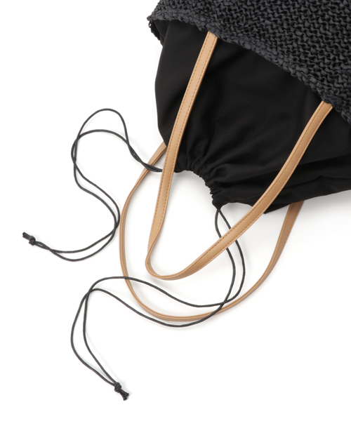 NATURAL BEAUTY BASIC（ナチュラルビューティーベーシック）の「【JJ 5月号掲載】ガーター編みペーパートートバッグ（トートバッグ・レディース・ブラック/ベージュ・ﾌﾘ-）」の5枚目の写真