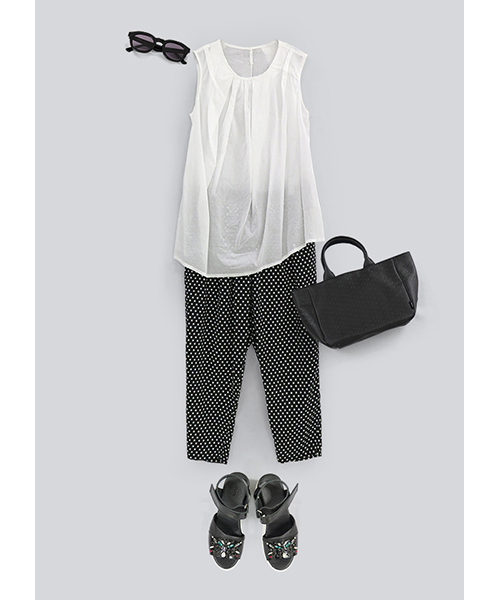 ZUCCa（ズッカ）の「コットンローン（タンクトップ・レディース・ホワイト/ブラック/ブルー・M/M size）」の16枚目の写真