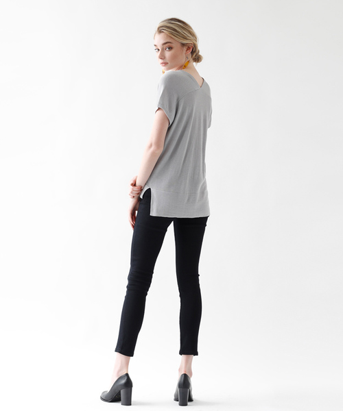 titivate（ティティベイト）の「Vﾈｯｸﾗｲﾄﾆｯﾄ（ニット/セーター・レディース・ダークオレンジ/ホワイト/ブラック/ブラウン/ベージュ/ライトグレー/ネイビー/グリーン・M/L/S）」の3枚目の写真