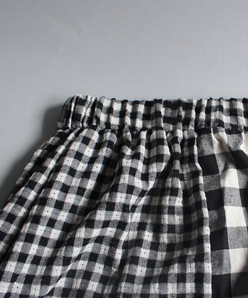 antiqua（アンティカ）の「切替チェック柄サルエルパンツ（その他パンツ・レディース・ブラック系その他・FREE）」の7枚目の写真