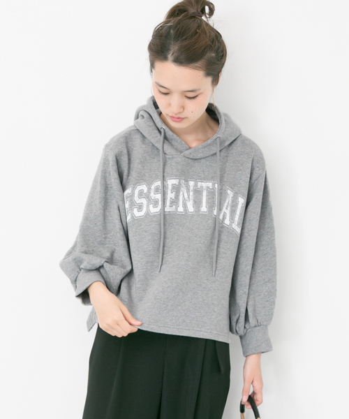 URBAN RESEARCH（アーバンリサーチ）の「ボリュームスリーブロゴスウェット（パーカー・レディース・ネイビー/グレー/オフホワイト・FREE）」の5枚目の写真
